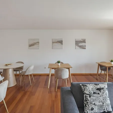 Dom Carlos 招待所 4*