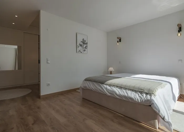 Dom Carlos Guest house 4*